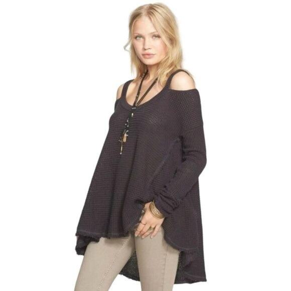 Free People Dark Charcoal Gray Moonshine Cold Shoulder Sweater Size M - Picture 2 of 13